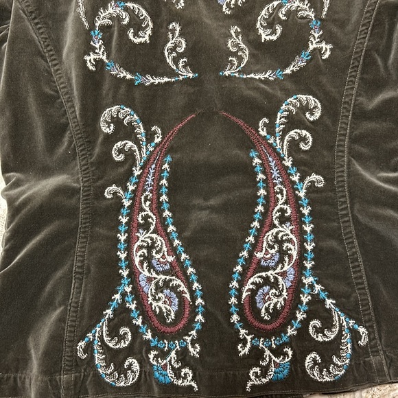 Johnny Was Embroidered Velvet Blazer - Picture 4 of 9